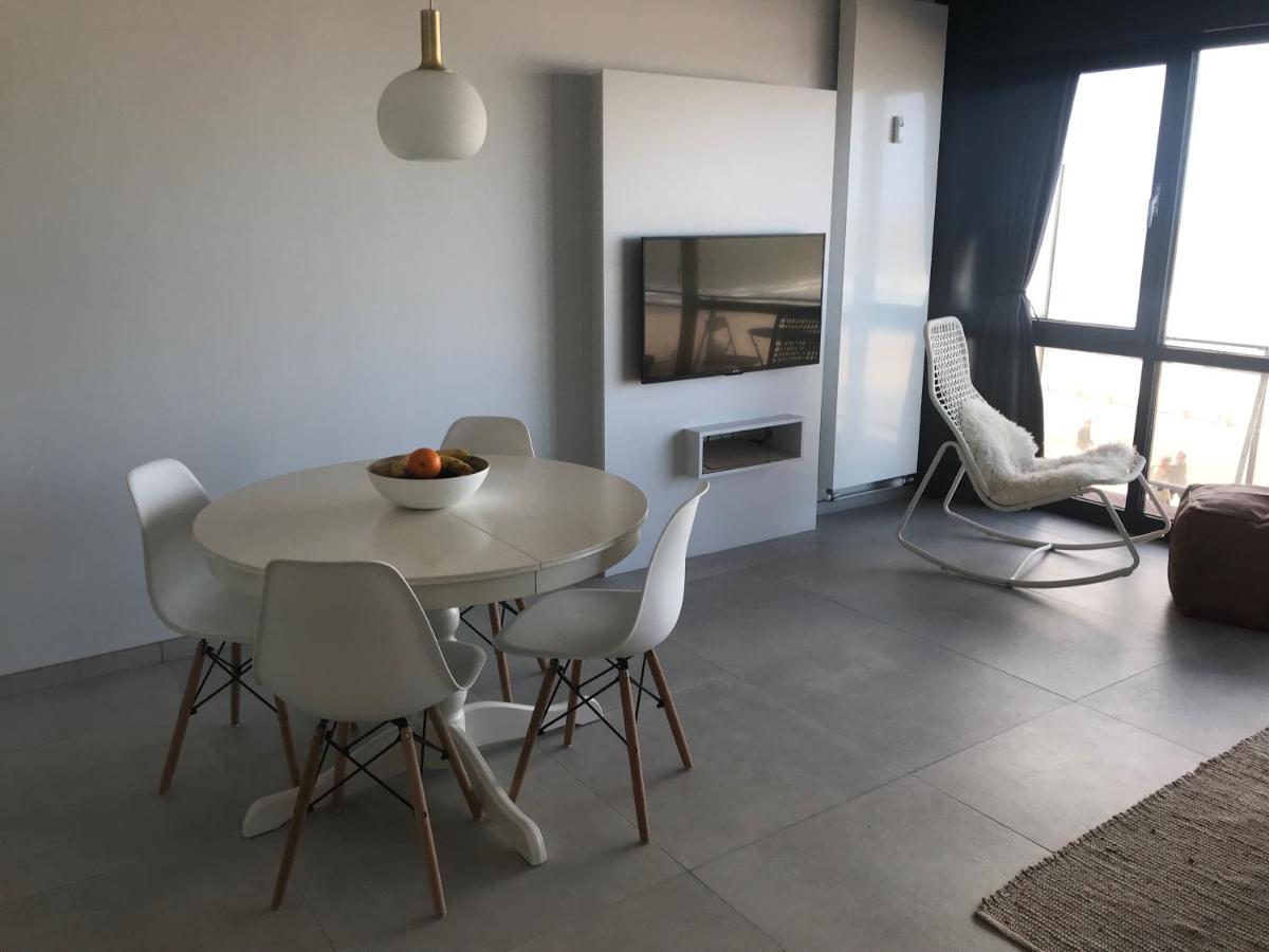 Panoramic Seaview Apartment With Free Private Garage أوستيند المظهر الخارجي الصورة