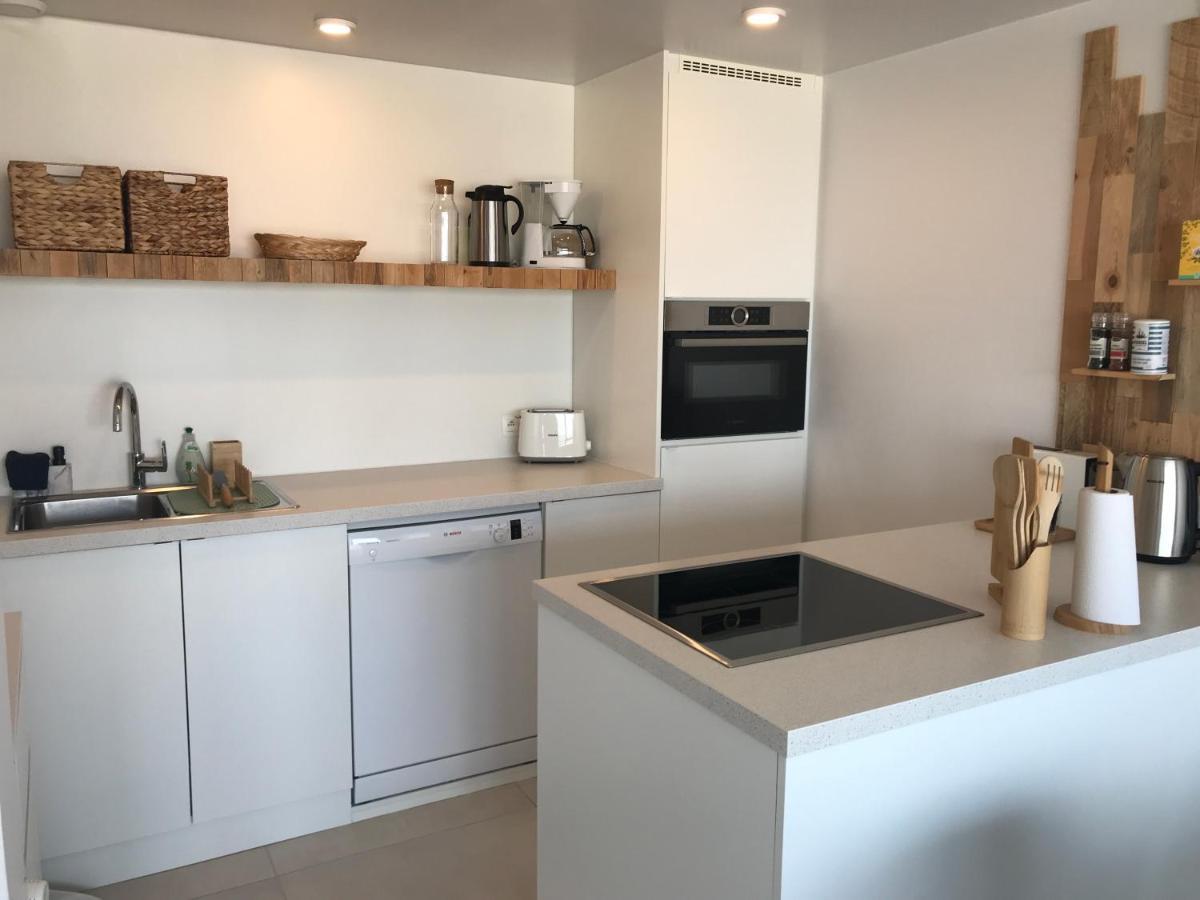 Panoramic Seaview Apartment With Free Private Garage أوستيند المظهر الخارجي الصورة