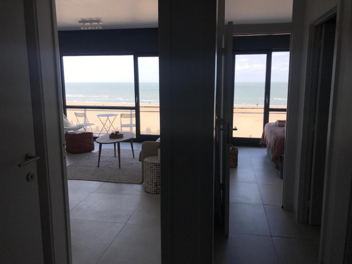 Panoramic Seaview Apartment With Free Private Garage أوستيند المظهر الخارجي الصورة